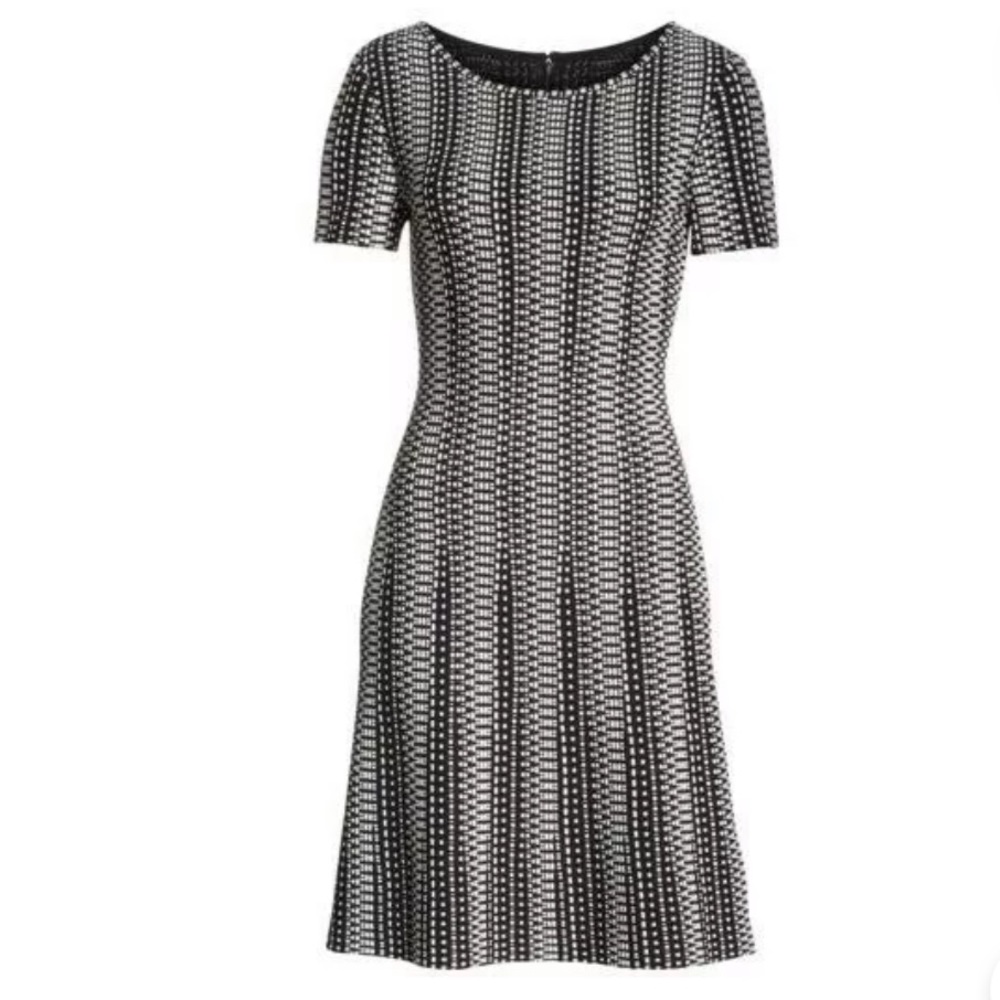 New St. John Collection Fit & Flare Knit Dress Size 8